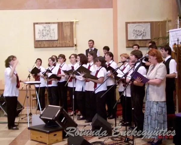 rotunda 2001 05 27