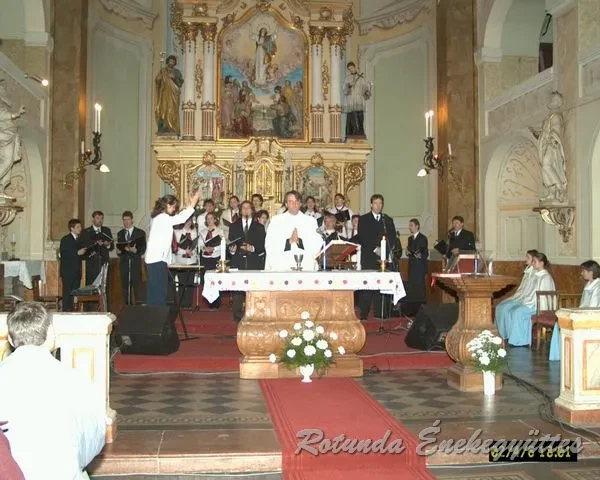 rotunda 2002 04 06
