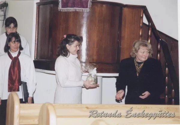 rotunda 2002 12 21